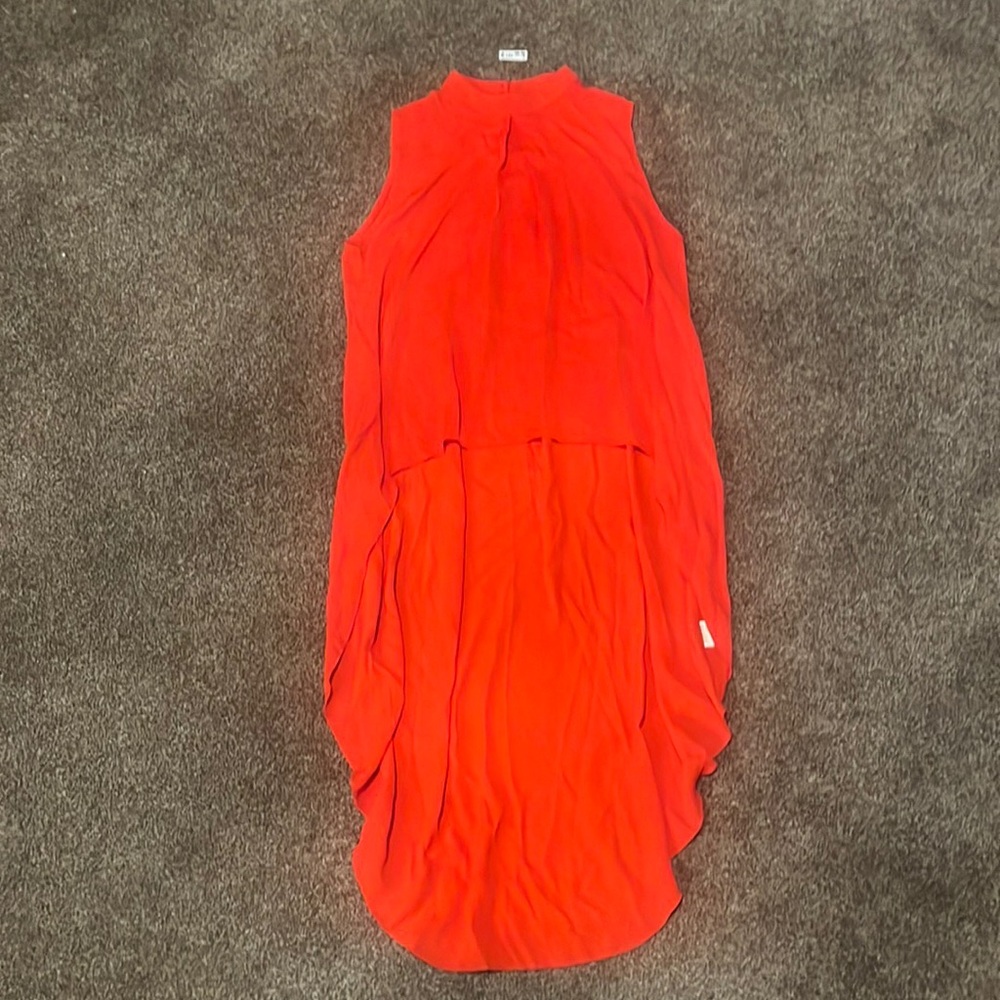 2/$30 Super cool top. Size M